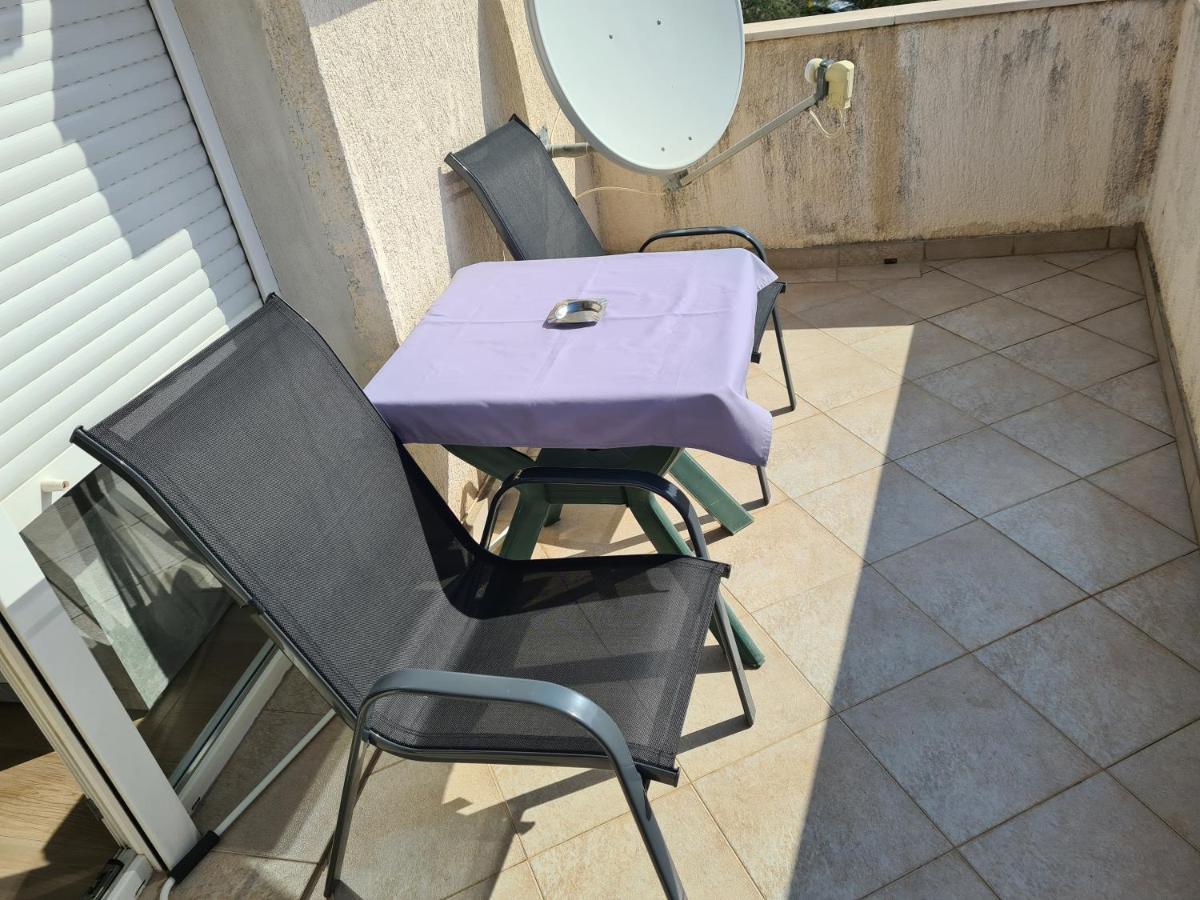 Milka Apartment *