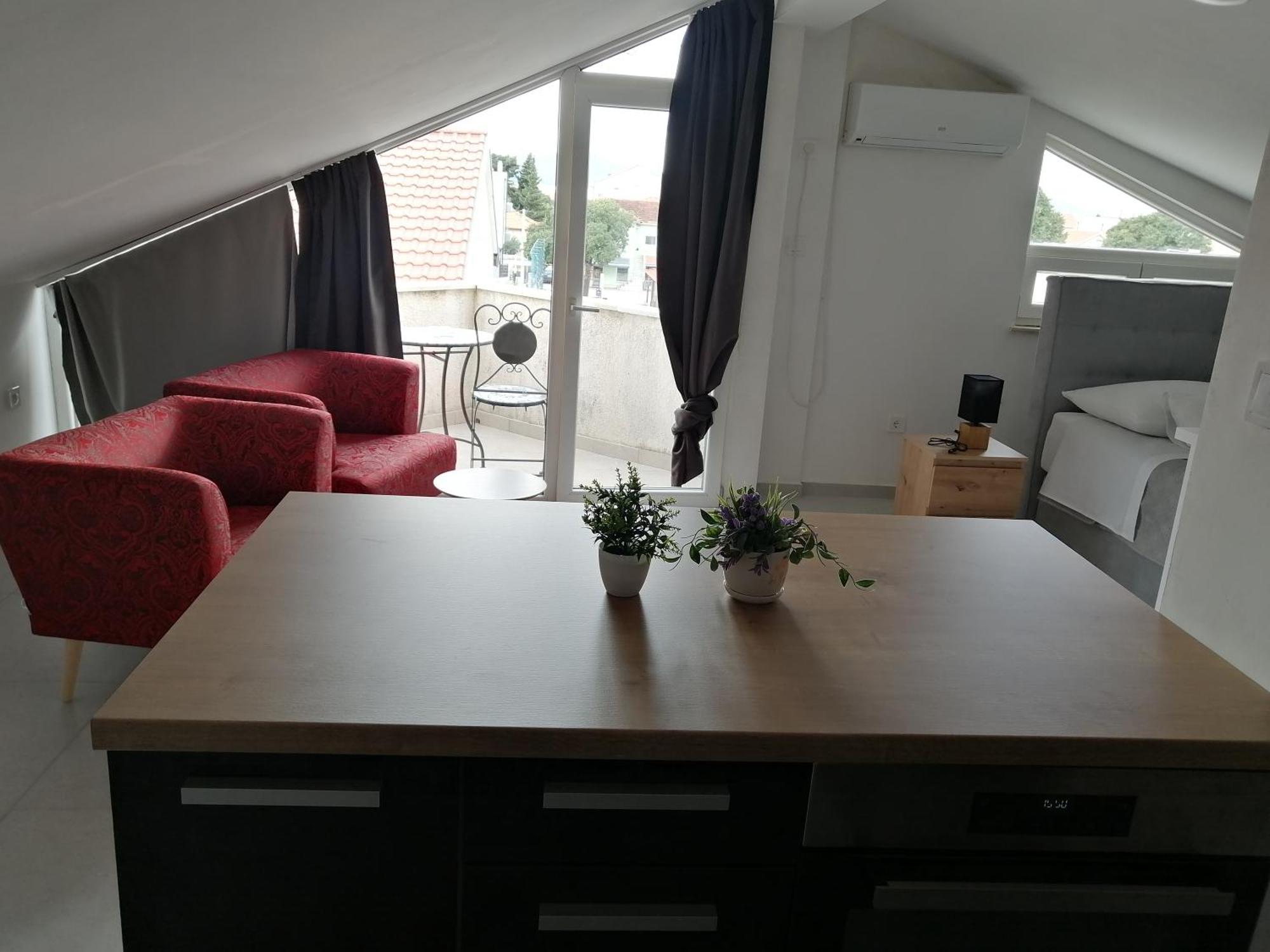 Apartment Milka *